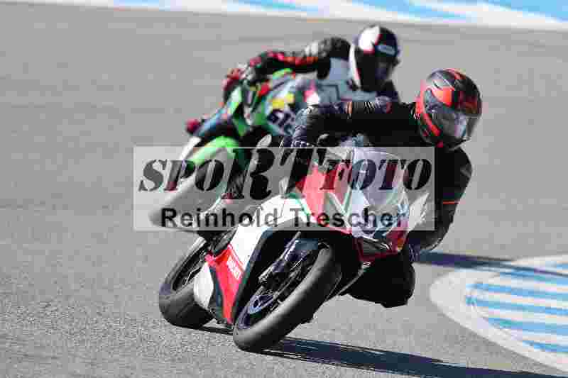 /02 28.-31.01.2025 Moto Center Thun Jerez/gruen-green/92